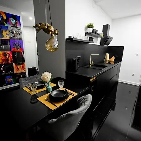 Wonderland Electric Mit Balkon Im Zentrum Appartement