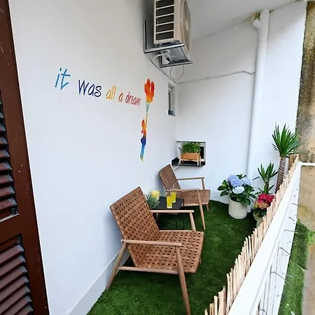 Wonderland Electric Mit Balkon Im Zentrum Apartment *