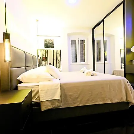 Wonderland Electric Mit Balkon Im Zentrum Zadar